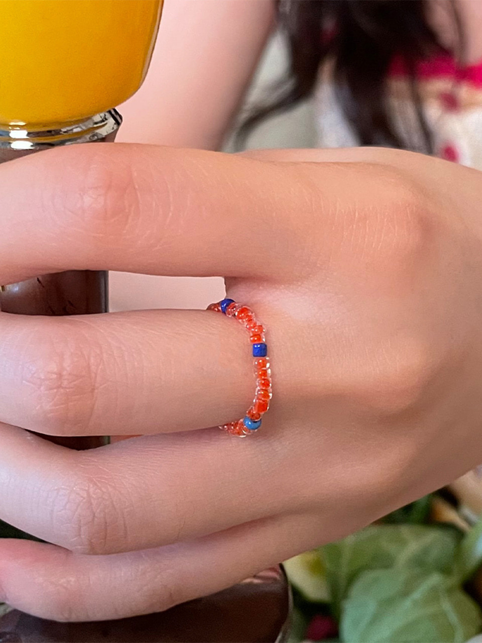 DS111 Mini Orange Beads Ring