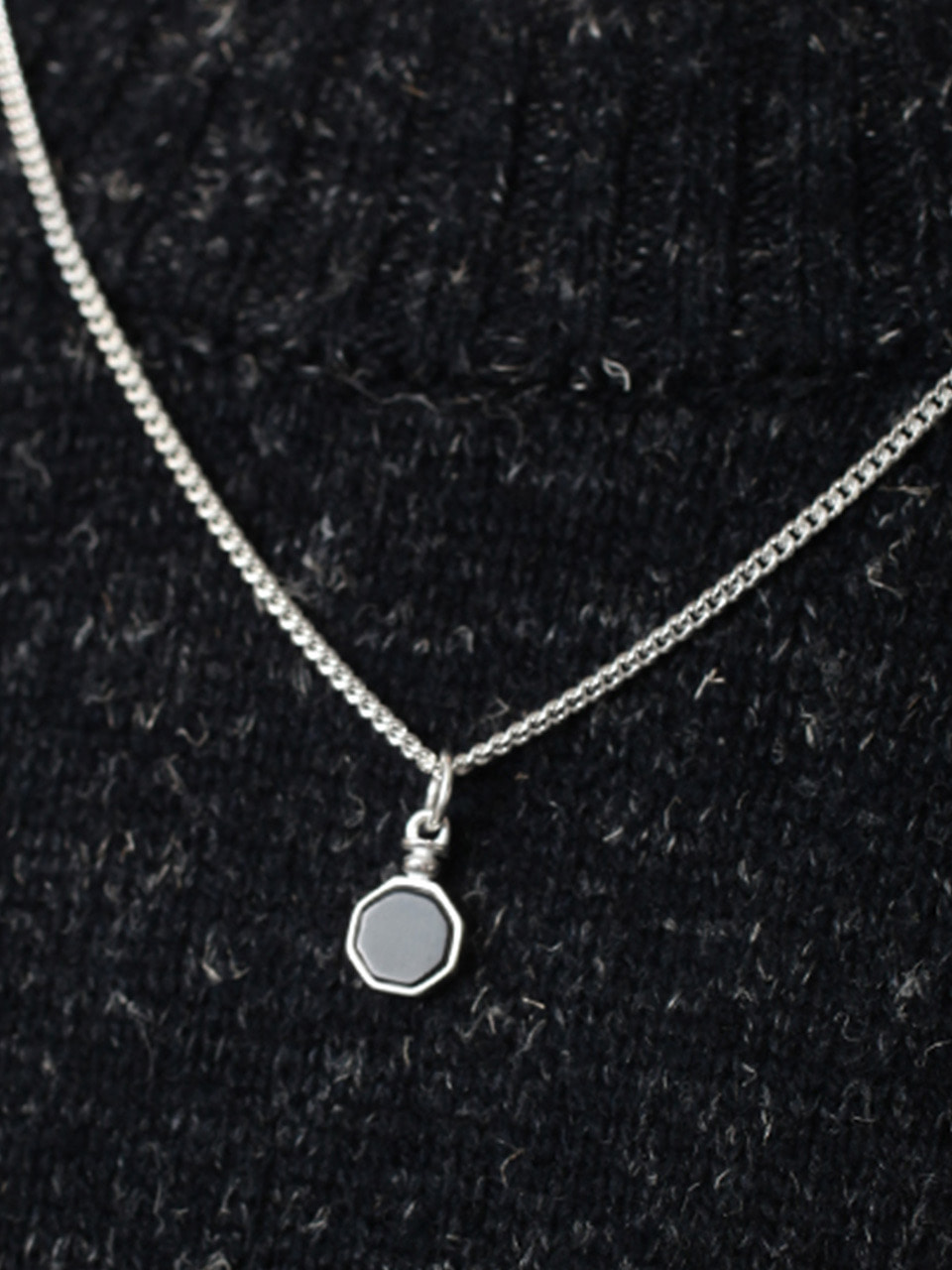 [Silver925] BR08 Revolving onyx pendant necklace