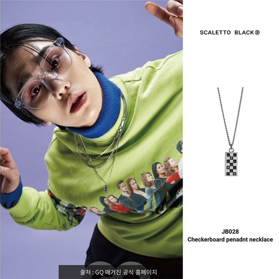[아스트로 라키 착용] JB028 Checkerboard penadnt necklace