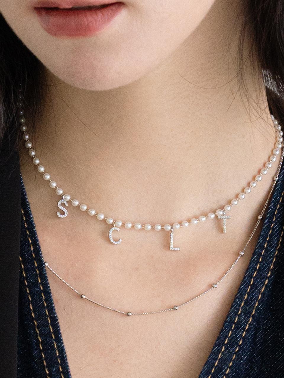 CKE208 SCLT Alphabet Pearl Two Lines Layered Necklace